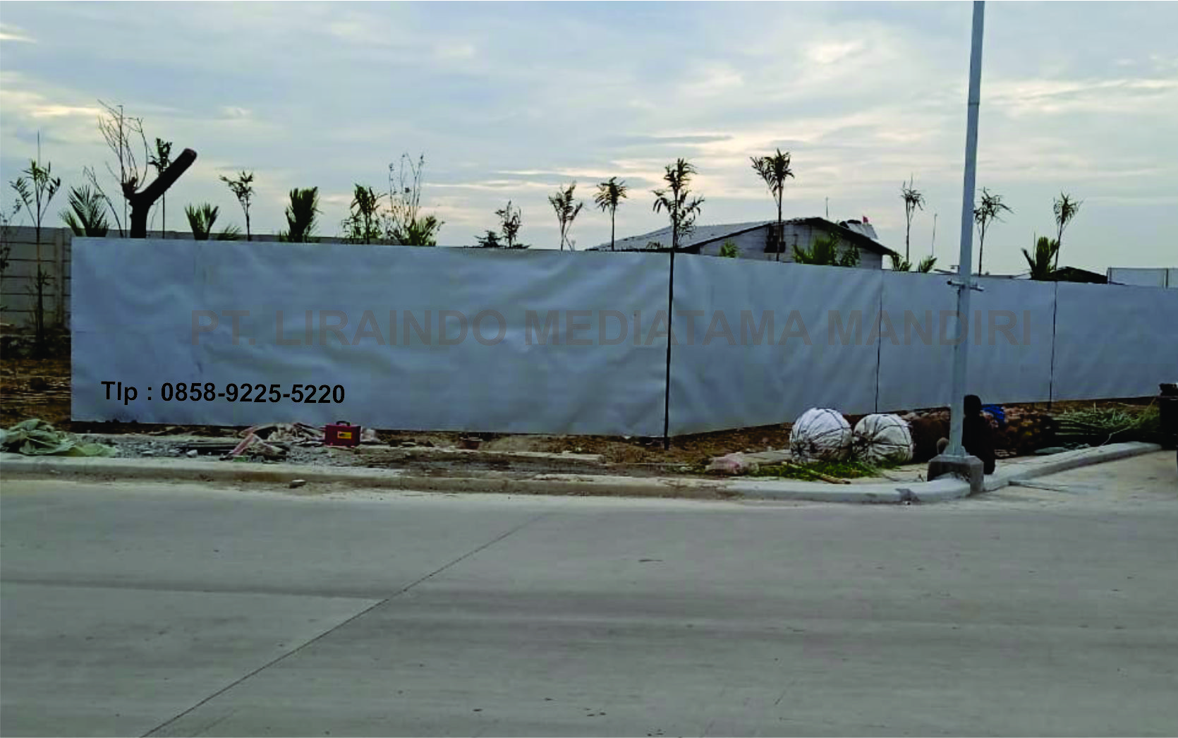 Jasa pemasangan hoarding pagar karawang barat Jasa pemasangan hoarding pagar karawang barat